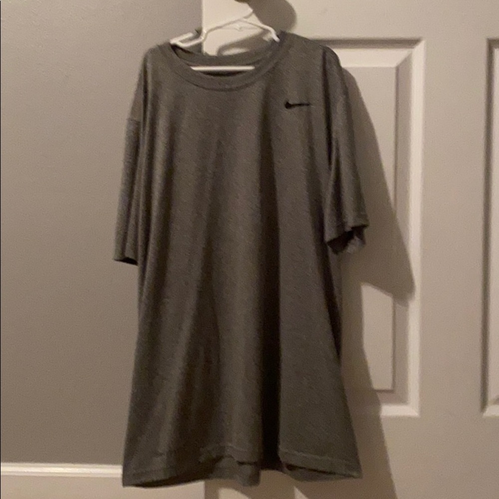 Grey Nike dri-fit